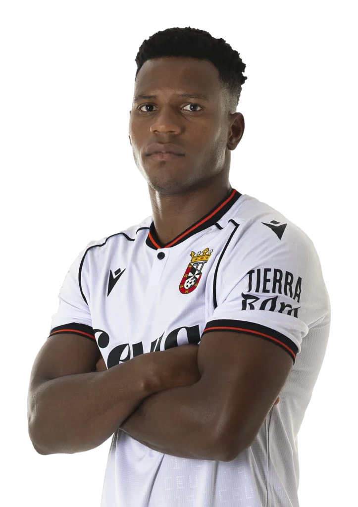 Cedric Teguia, centrocampista del AD Ceuta FC