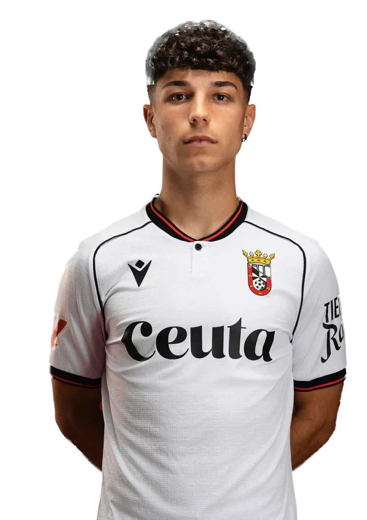 Ander Larrea, jugador del AD Ceuta FC B